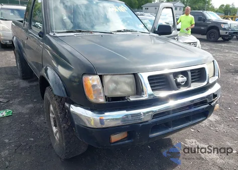 1999 Nissan Frontier Se-V6/Xe-V6 from USA, damaged, VIN 1N6ED26Y6XC301588